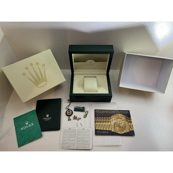 ROLEX VINTAGE Watch Box Case With Watch Links! Everything Included In Picture!